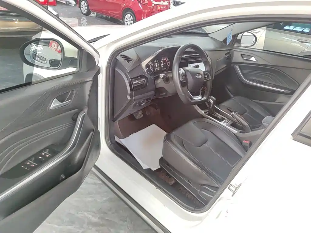 Chery Tiggo 3x 2022 — фото 16
