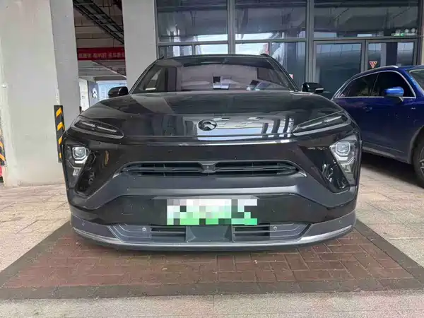 NIO ES6 2020