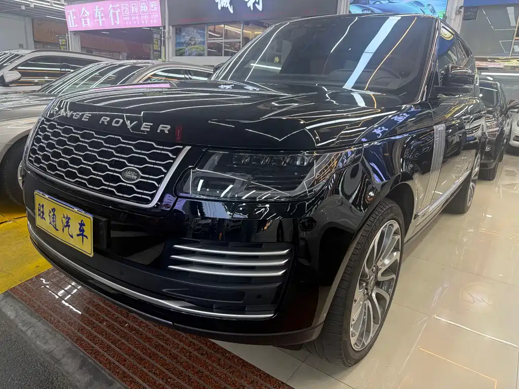 Land Rover Range Rover 2019 — фото 1