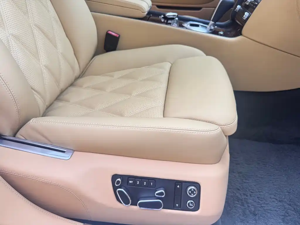 Bentley Flying Spur 2007 — фото 15