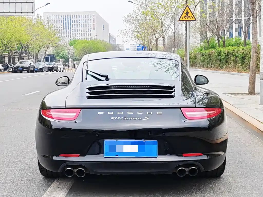 Porsche 911 2013 — фото 17