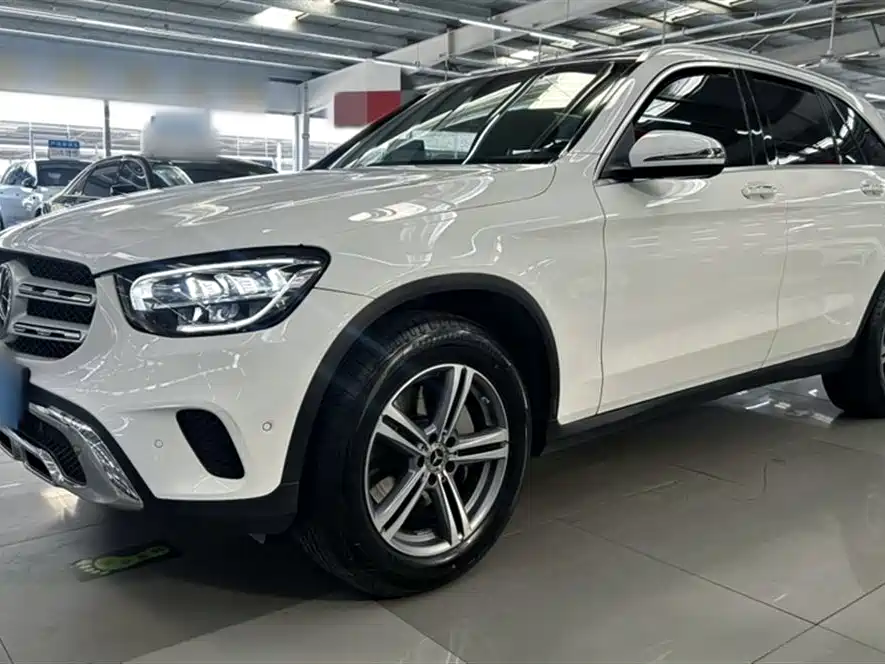 Mercedes-Benz GLC 2021 — фото 1