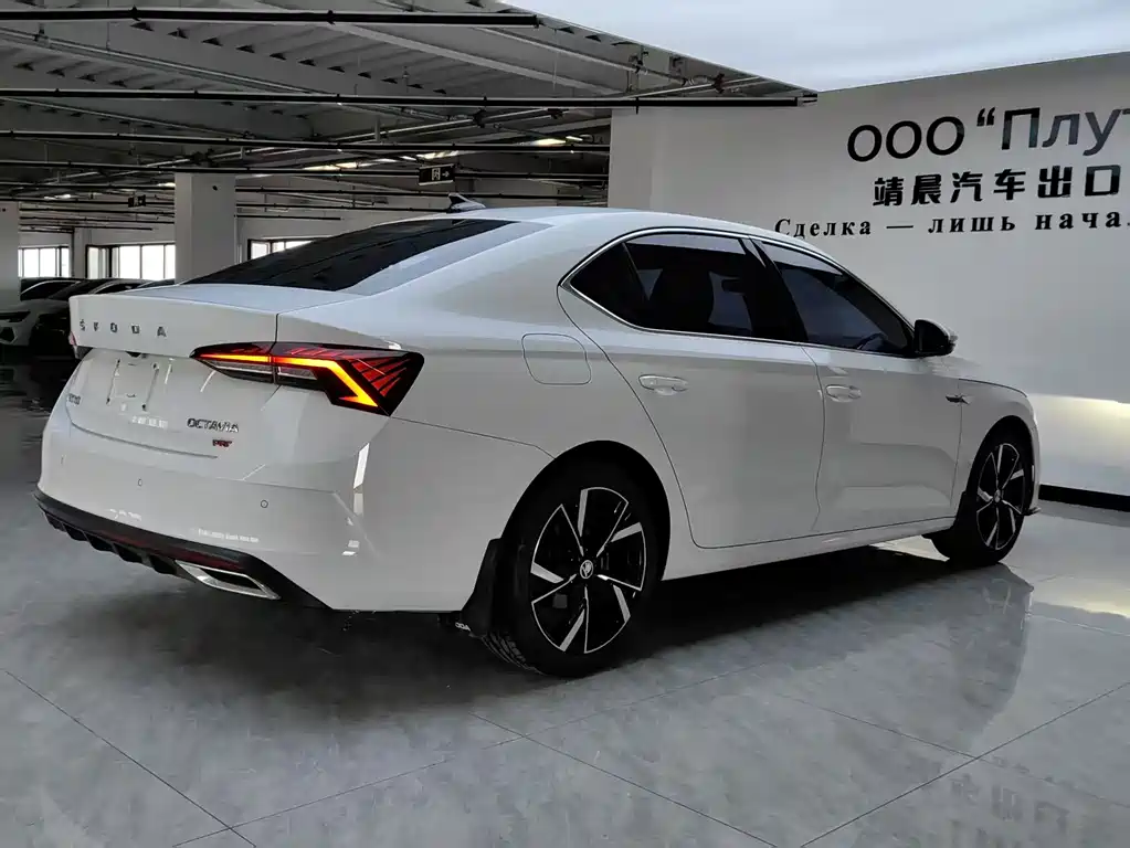 Skoda Octavia 2023