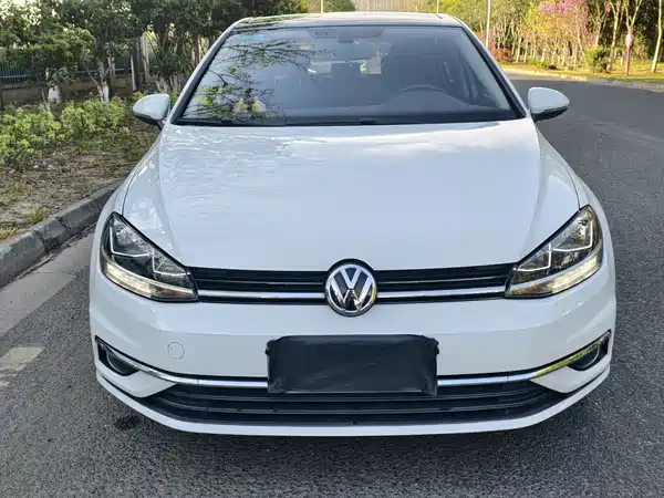 Volkswagen Golf 2020
