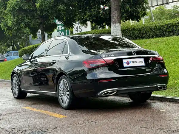 Mercedes-Benz E-Class 2021