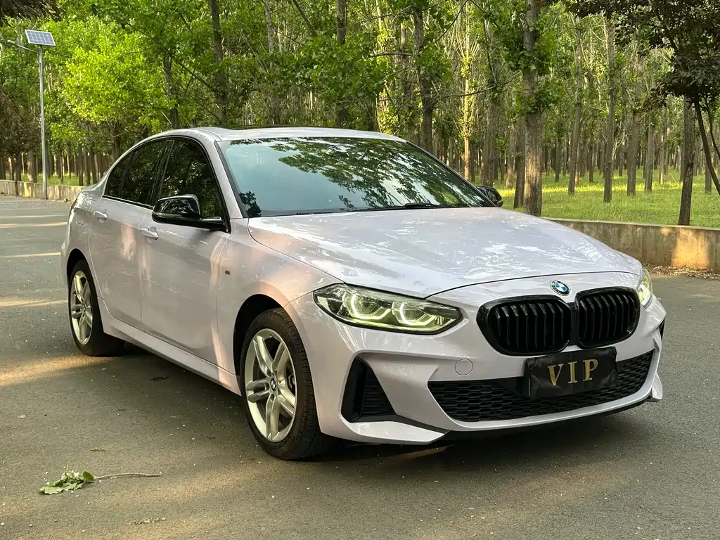 BMW 1 Series 2020 — фото 2