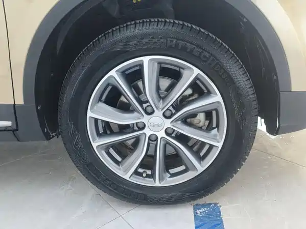 Geely Boyue 2018