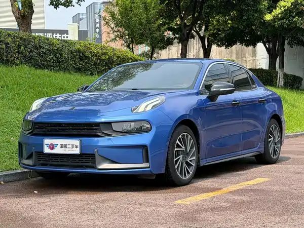Lynk & Co 03 2021