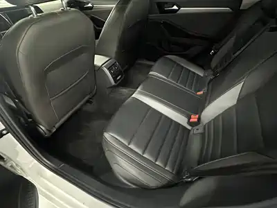 Volkswagen Sagitar 2020