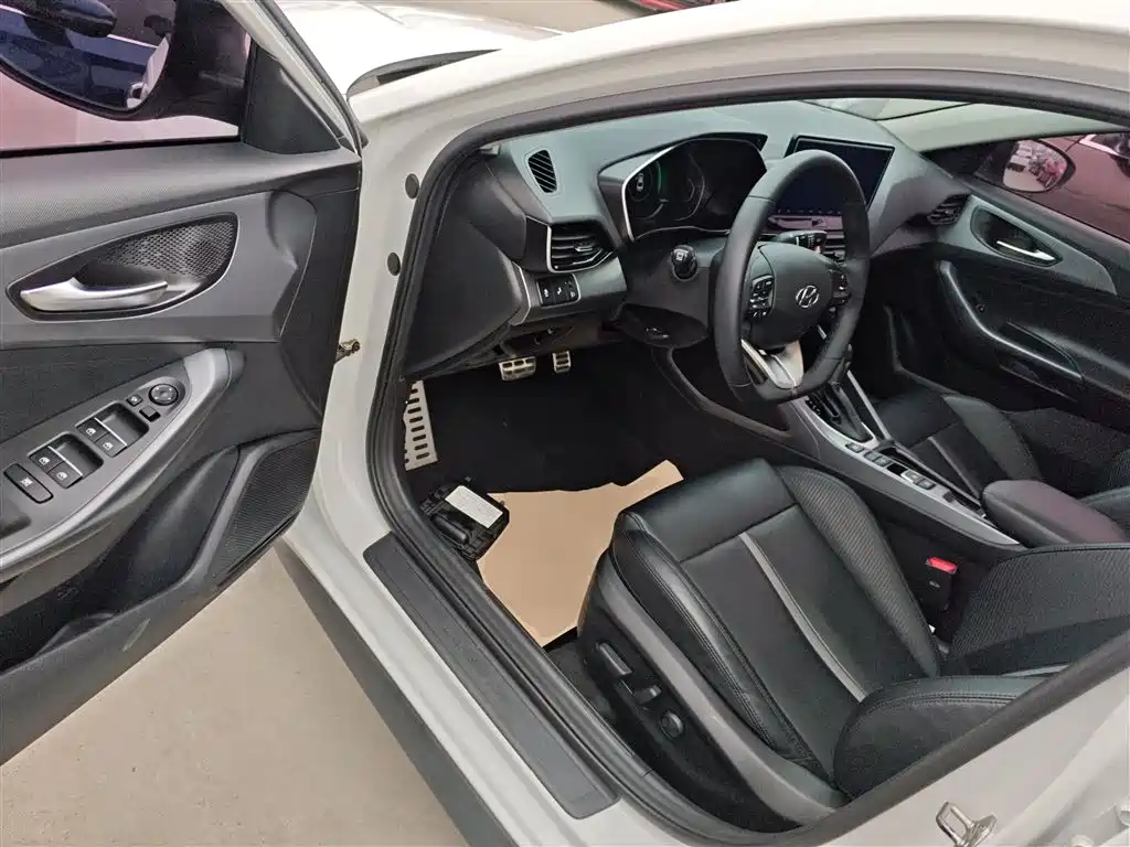 Hyundai Fista 2020 — фото 12