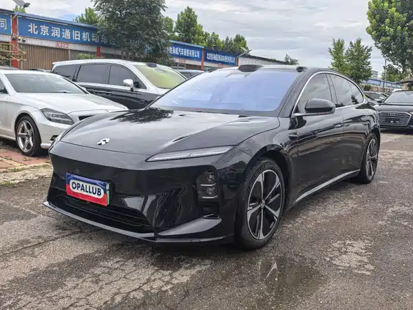 NIO ET5T 2025