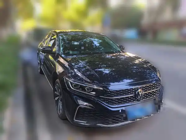 Volkswagen Passat 2022
