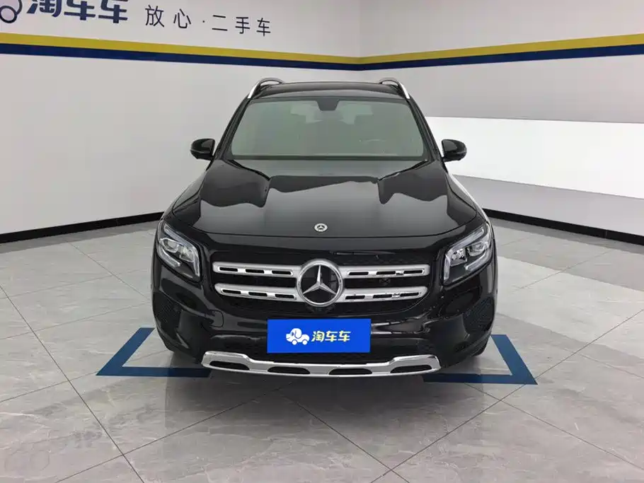 Mercedes-Benz GLB 2021
