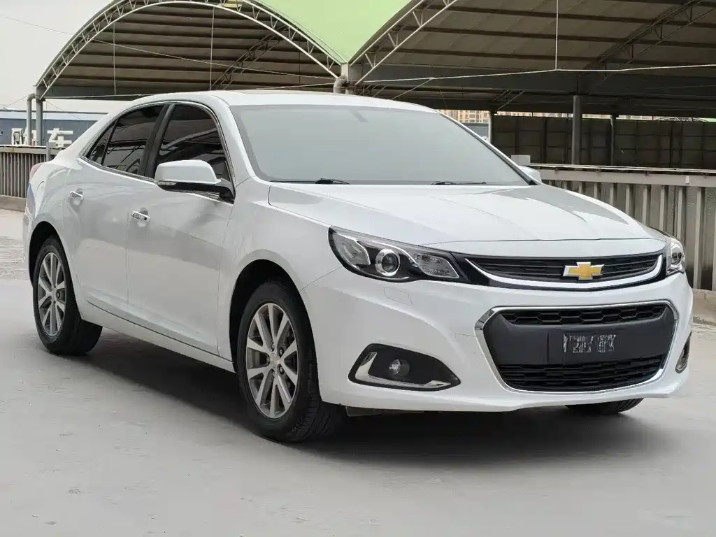 Chevrolet Malibu 2018 — фото 3