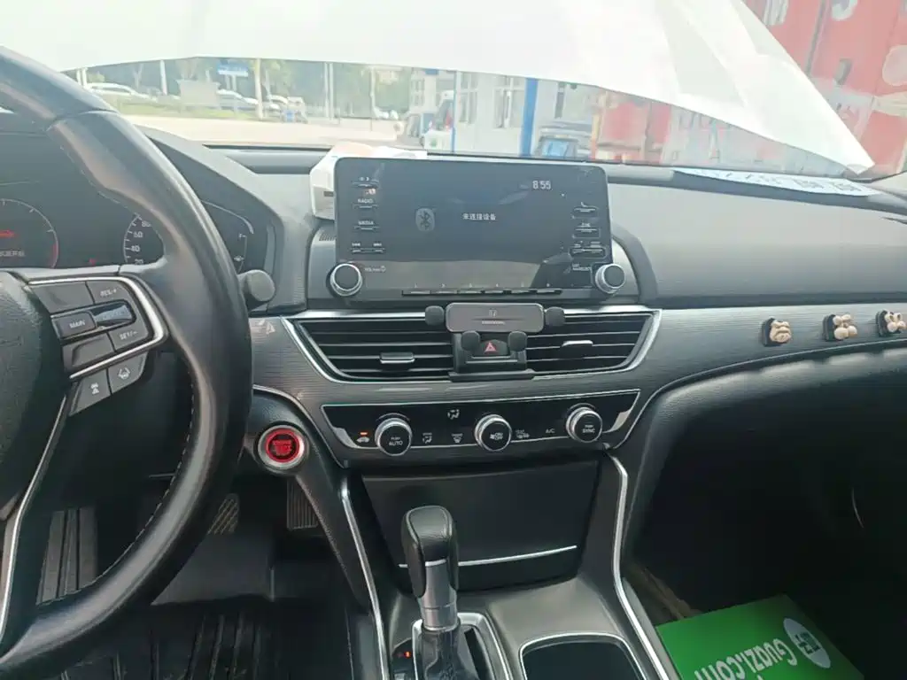 Honda Accord 2021 — фото 13