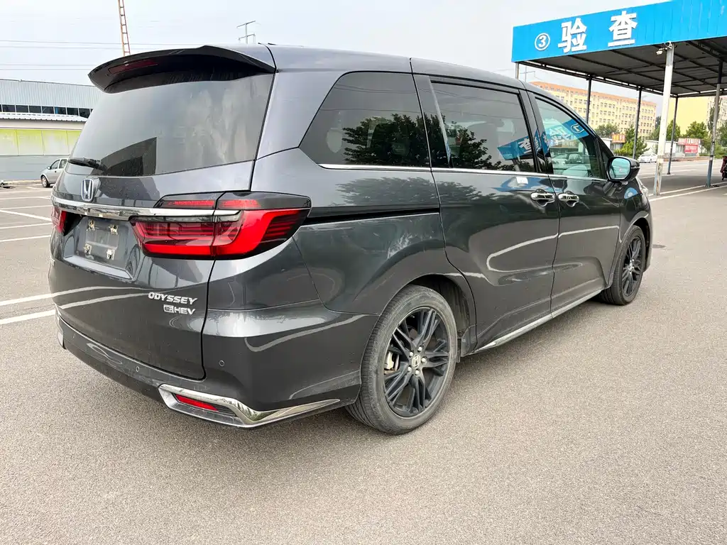 Honda Odyssey 2022 — фото 15