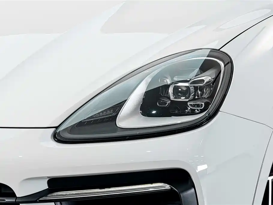 Porsche Cayenne 2020 — фото 4