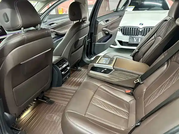 BMW 5 Series 2019