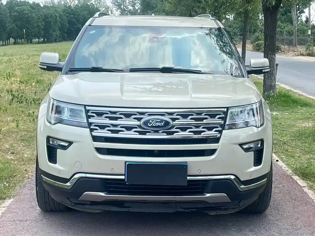 Ford Explorer 2019 — фото 2