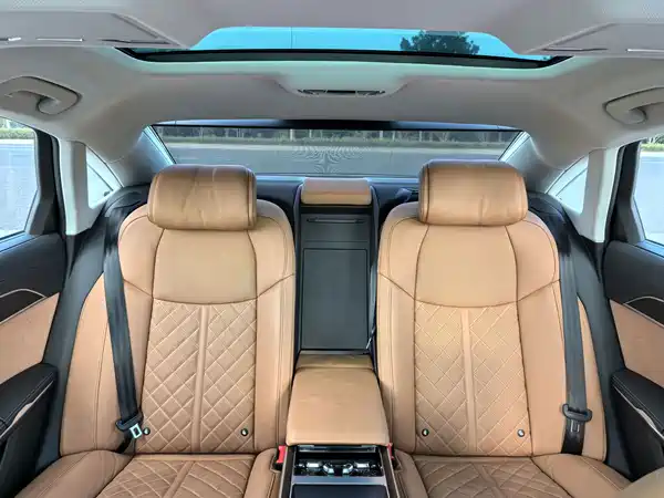 Audi A8 2024