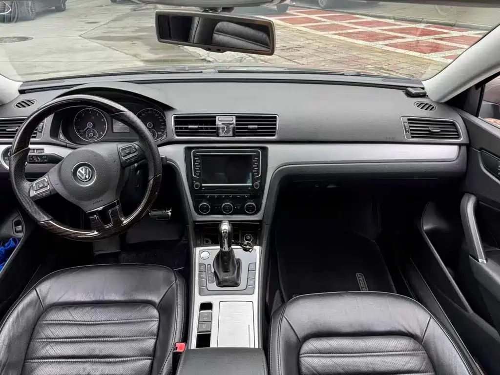 Volkswagen Passat 2014