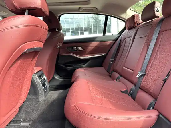 BMW i3 2023