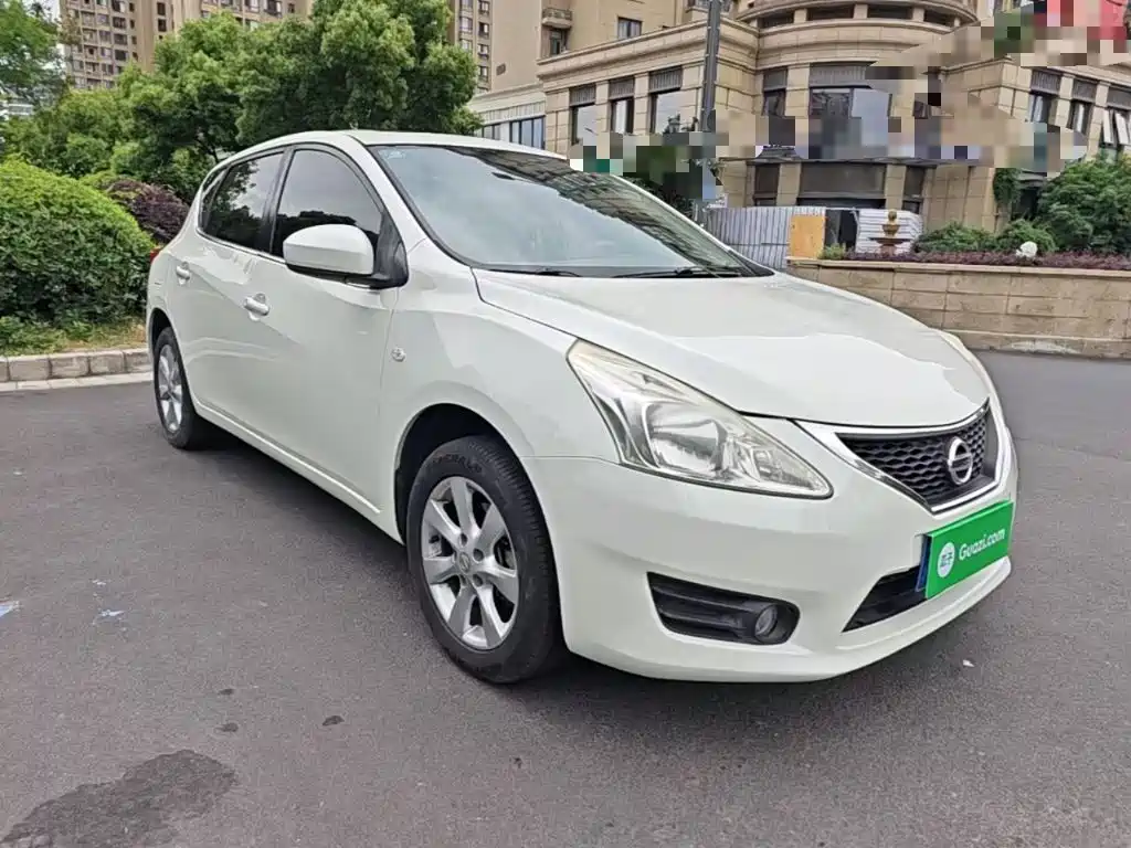 Nissan Tiida 2016 — фото 4