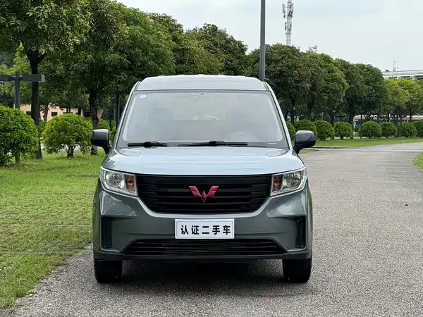 Wuling Journey 2022