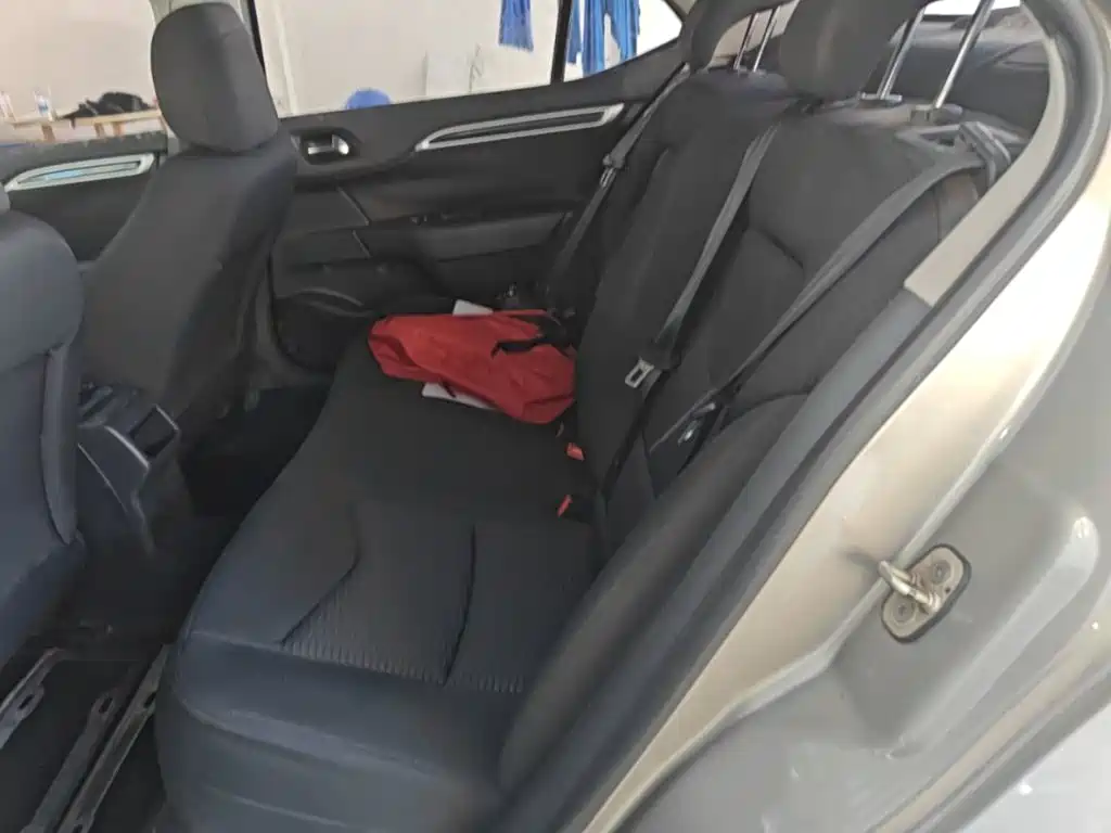 Citroën C4L 2016 — фото 17