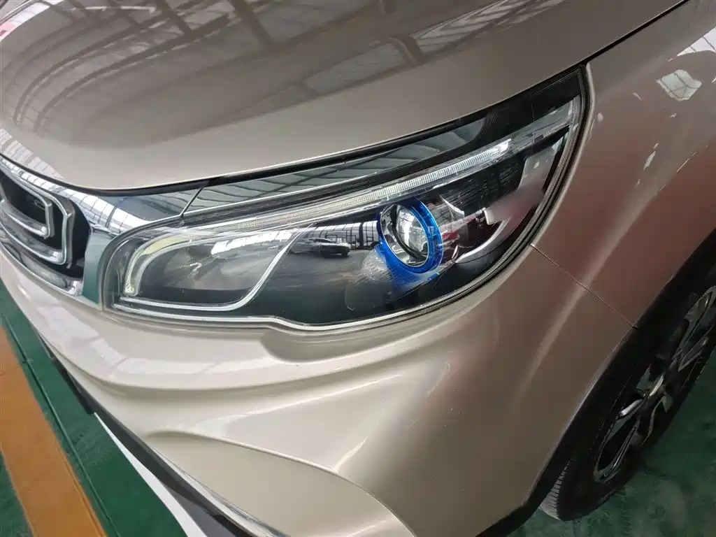 Geely Vision X3 2019 — фото 18