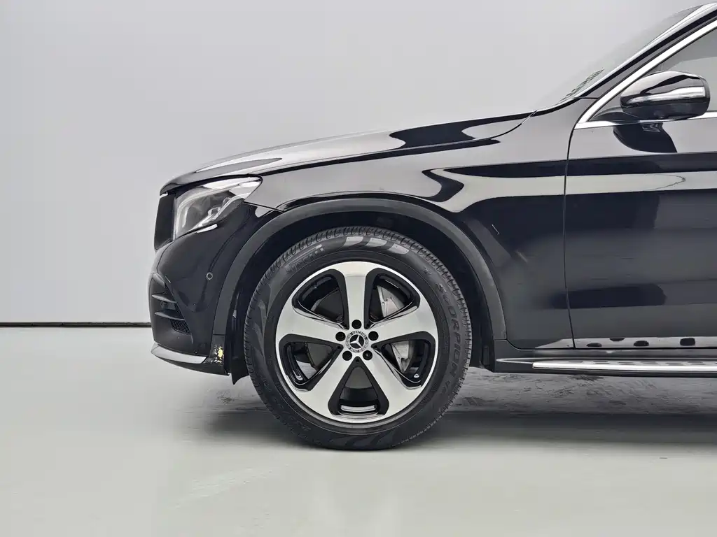 Mercedes-Benz GLC 2018 — фото 6