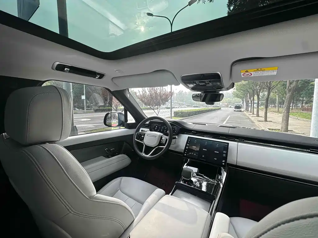 Land Rover Sport 2024 — фото 15