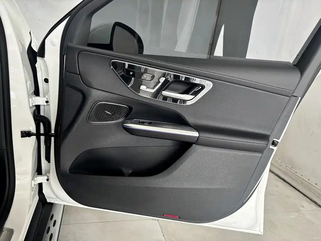 Mercedes-Benz GLC 2025 — фото 24