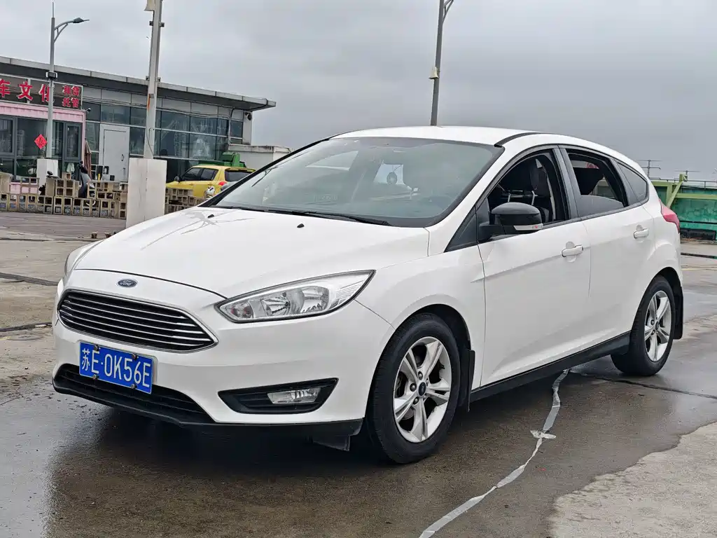 Ford Focus 2015 — фото 2