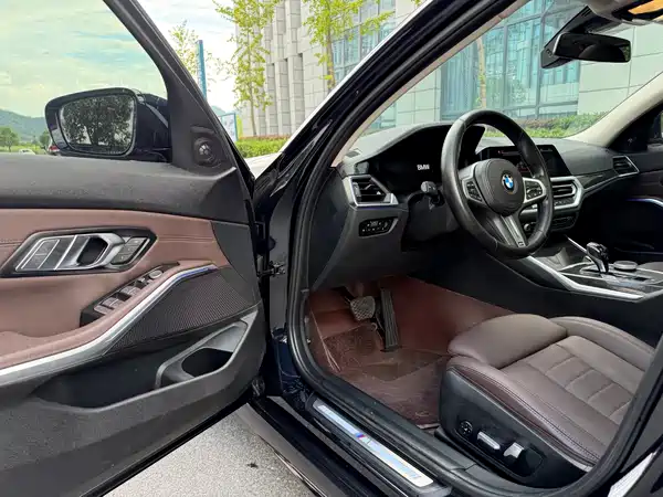 BMW 3 Series 2020
