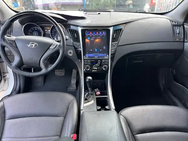 Hyundai Sonata 2014