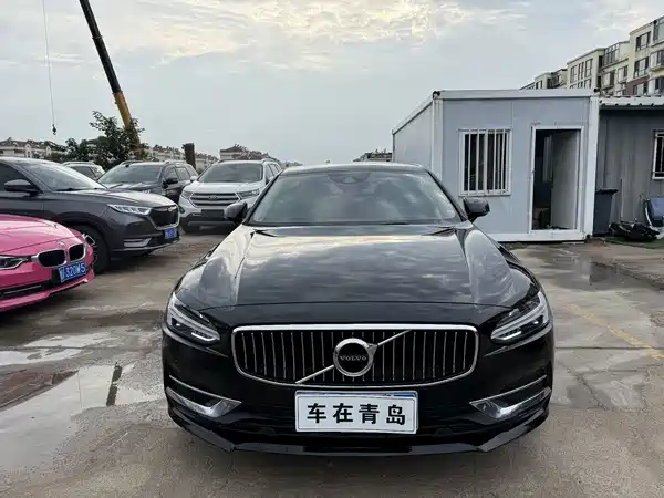 Volvo S90 2019