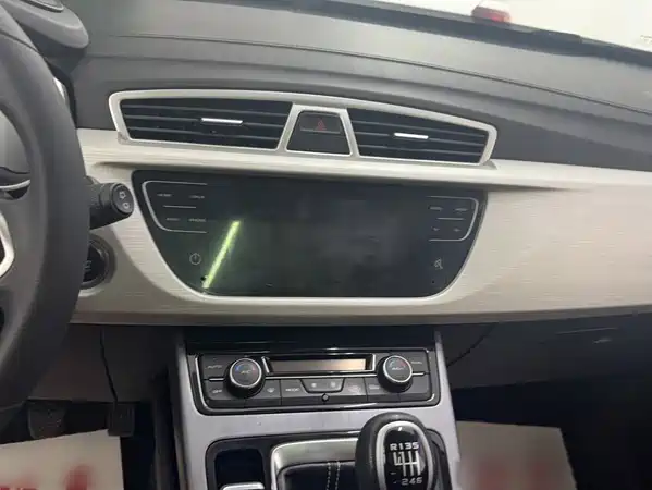Geely Boyue 2022