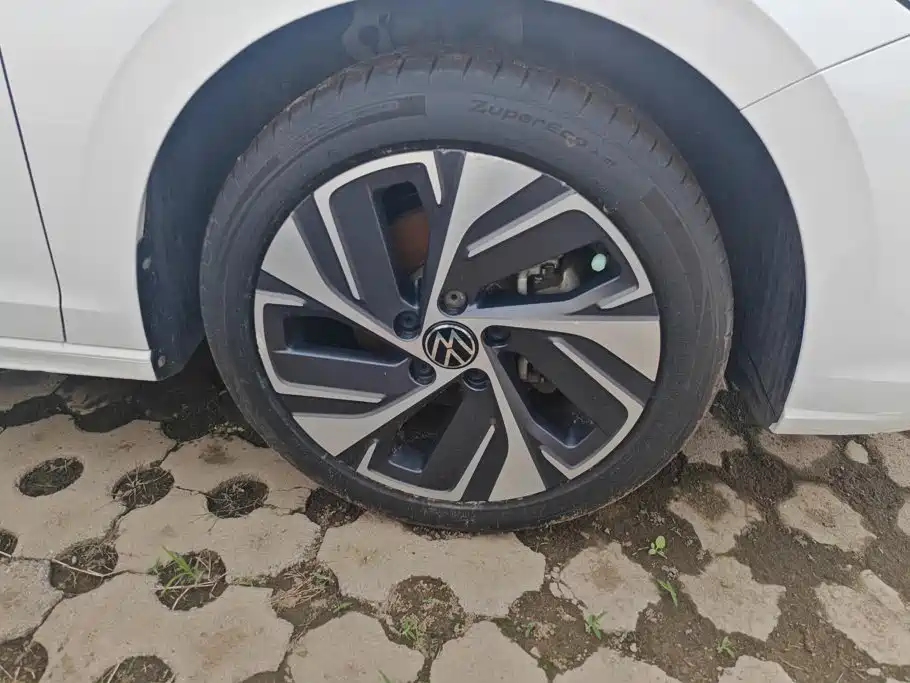 Volkswagen Bora 2023