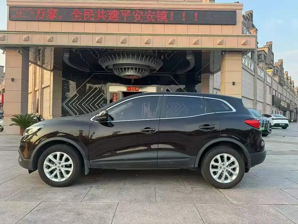 Renault Kadjar 2018 — фото 3