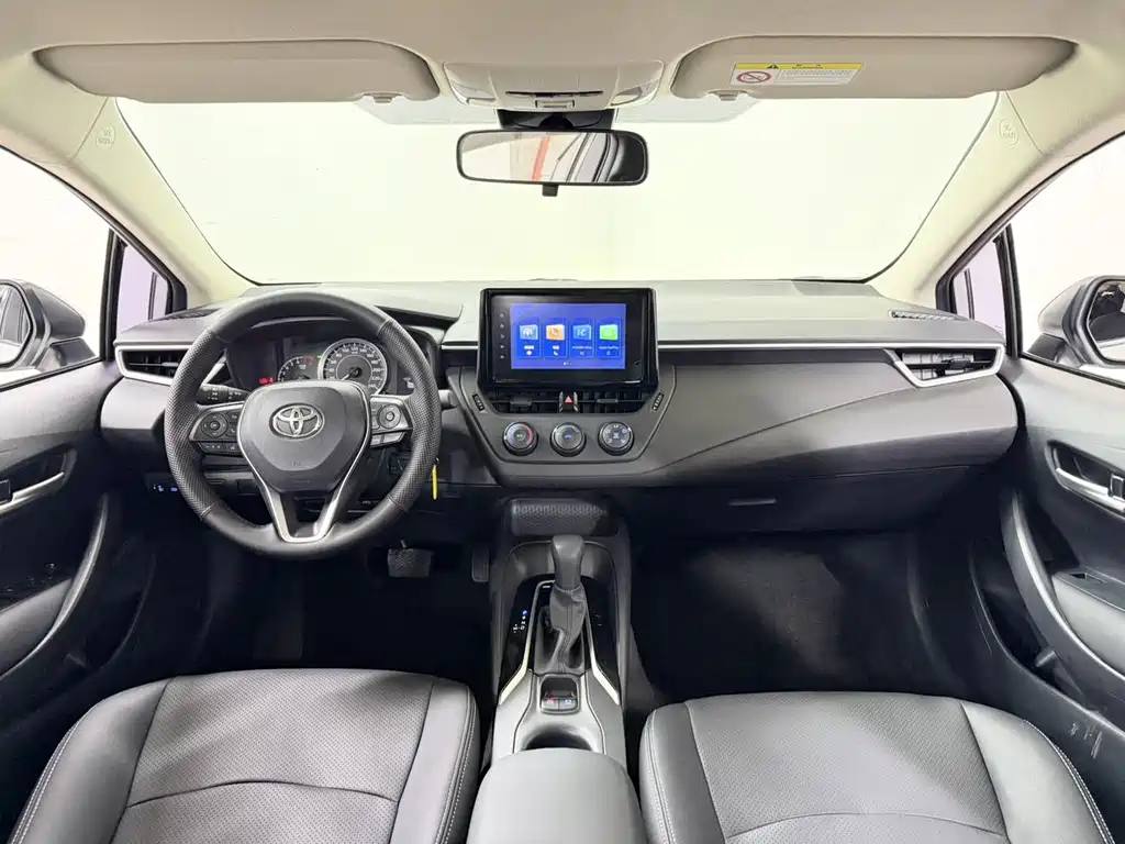 Toyota Corolla 2022 — фото 11