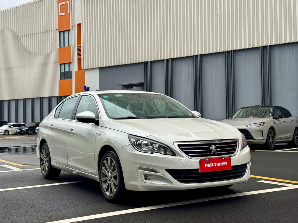 Peugeot 408 2017 — фото 3