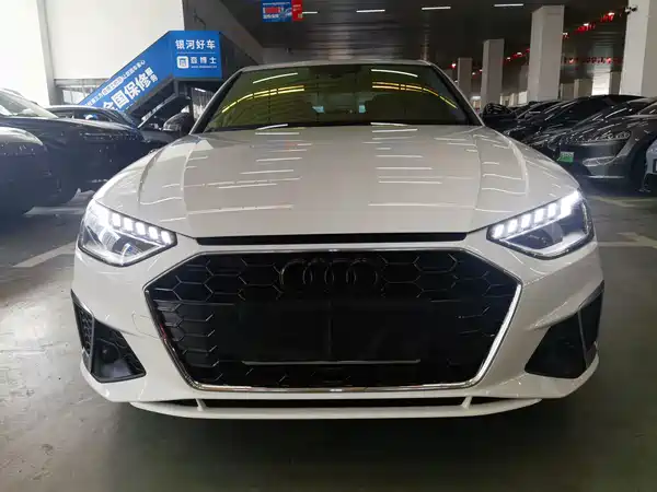 Audi A4L 2022