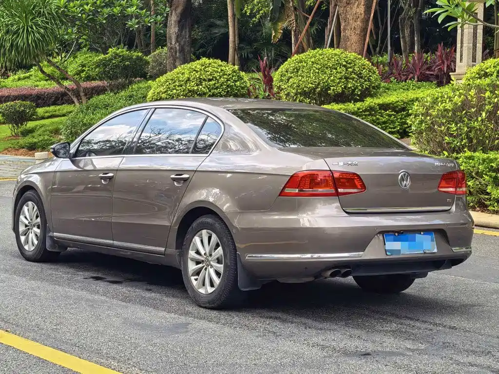 Volkswagen Magotan 2015