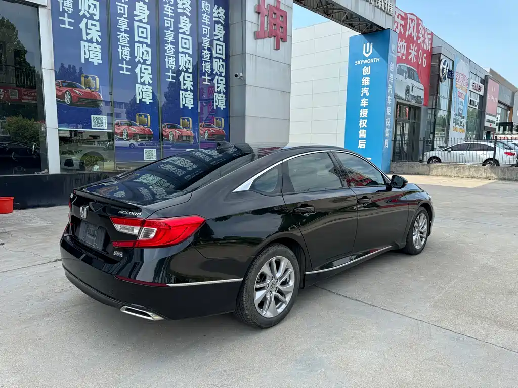 Honda Accord 2019 — фото 14