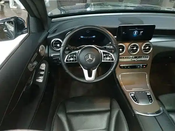 Mercedes-Benz GLC 2022