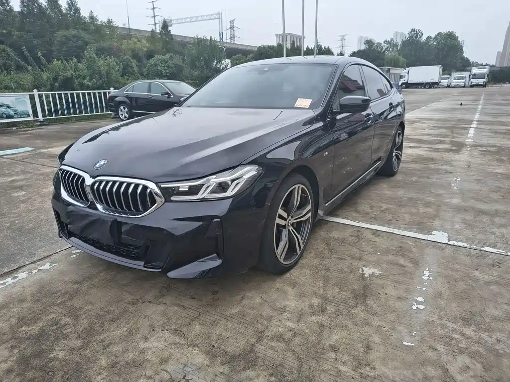 BMW 6 Series GT 2022 — фото 1
