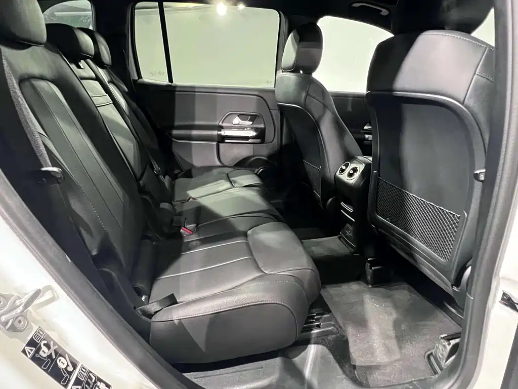 Mercedes-Benz GLB 2023 — фото 10