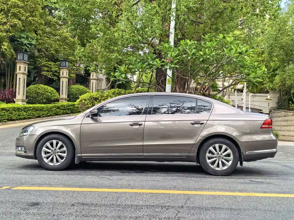 Volkswagen Magotan 2015