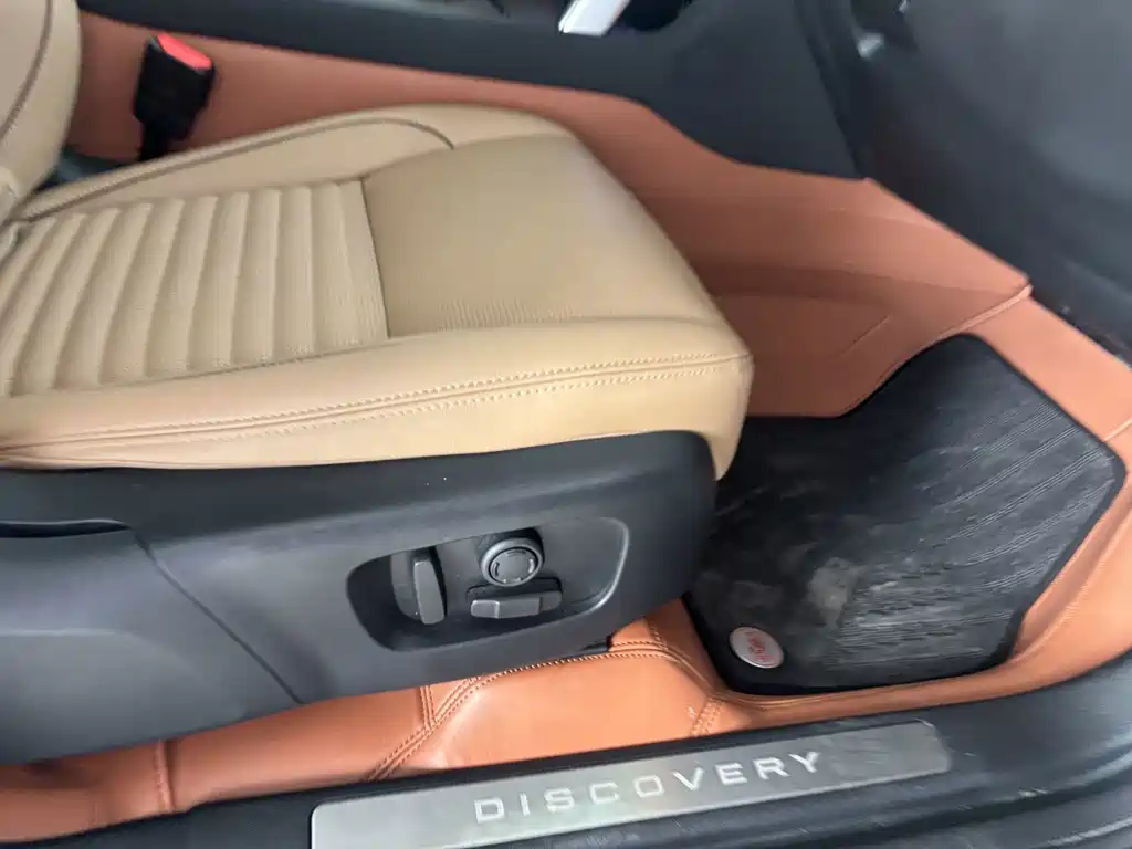 Land Rover Discovery Sport 2025 — фото 25